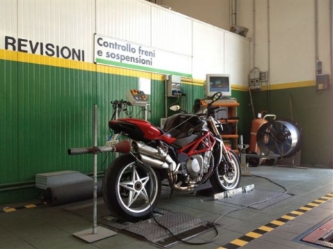 04_15_assicurativese01