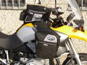 famsa-borsa-serbaotio-con-bisacce