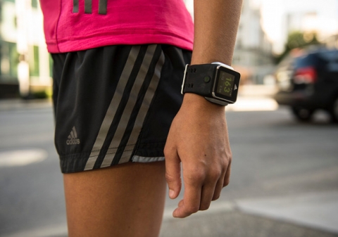 01-adidas_micoach_smart_run